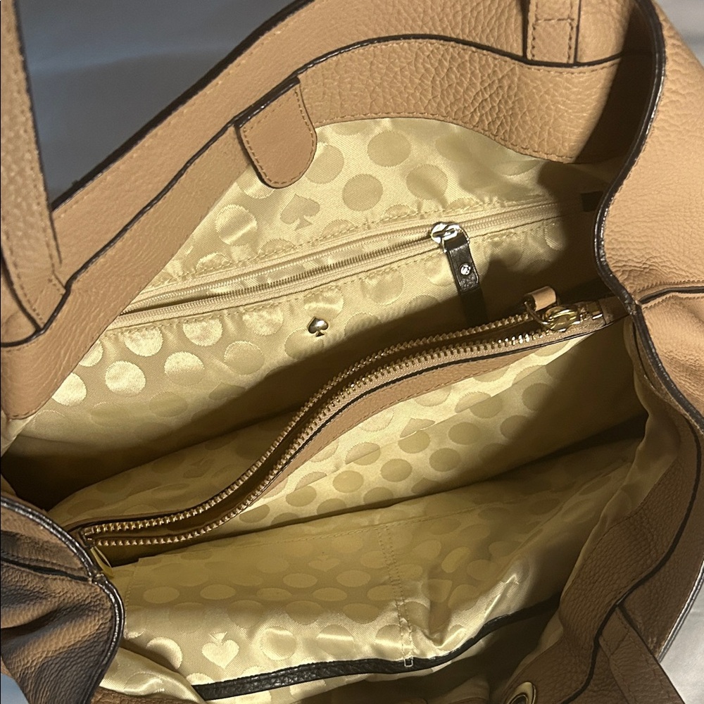 Kate Spade Two-Tone Leather Drawstring Bucket Tote | Tan Black Pebbled Bag - Picture 5 of 6
